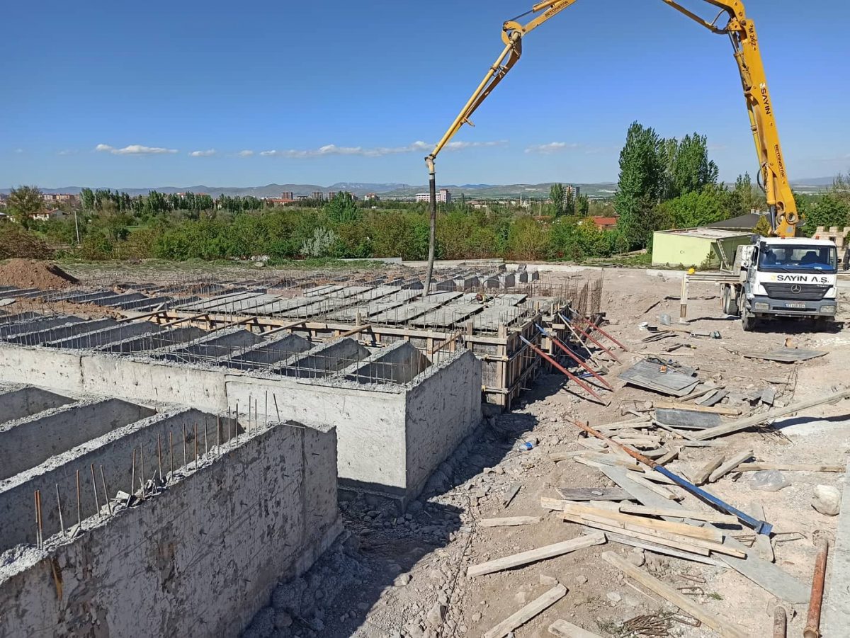 Termal İnşaat Betoncusu